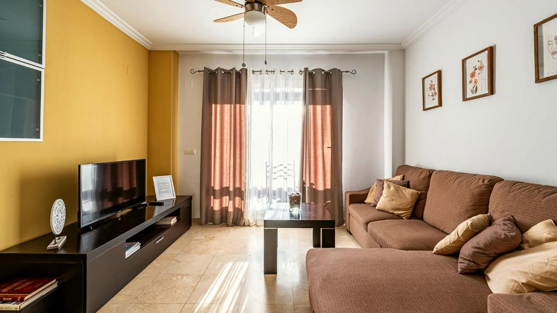 B1 Playa, Terraza, Nespresso, Smart Tv, Piscina Daire Bahia de Casares İspanya