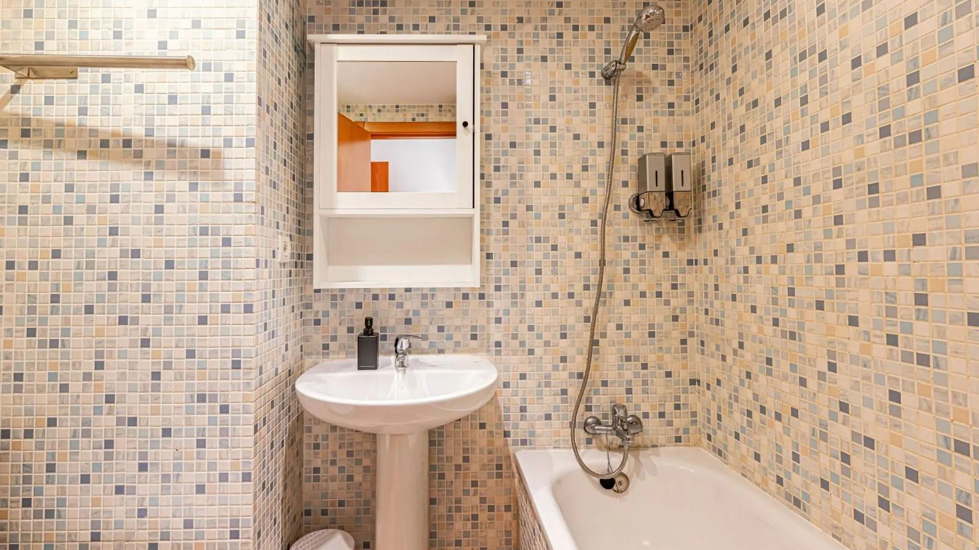 B1 Playa, Terraza, Nespresso, Smart Tv, Piscina Daire Bahia de Casares