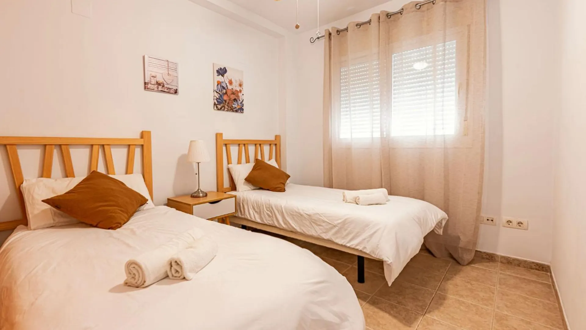 B1 Playa, Terraza, Nespresso, Smart Tv, Piscina Daire Bahia de Casares